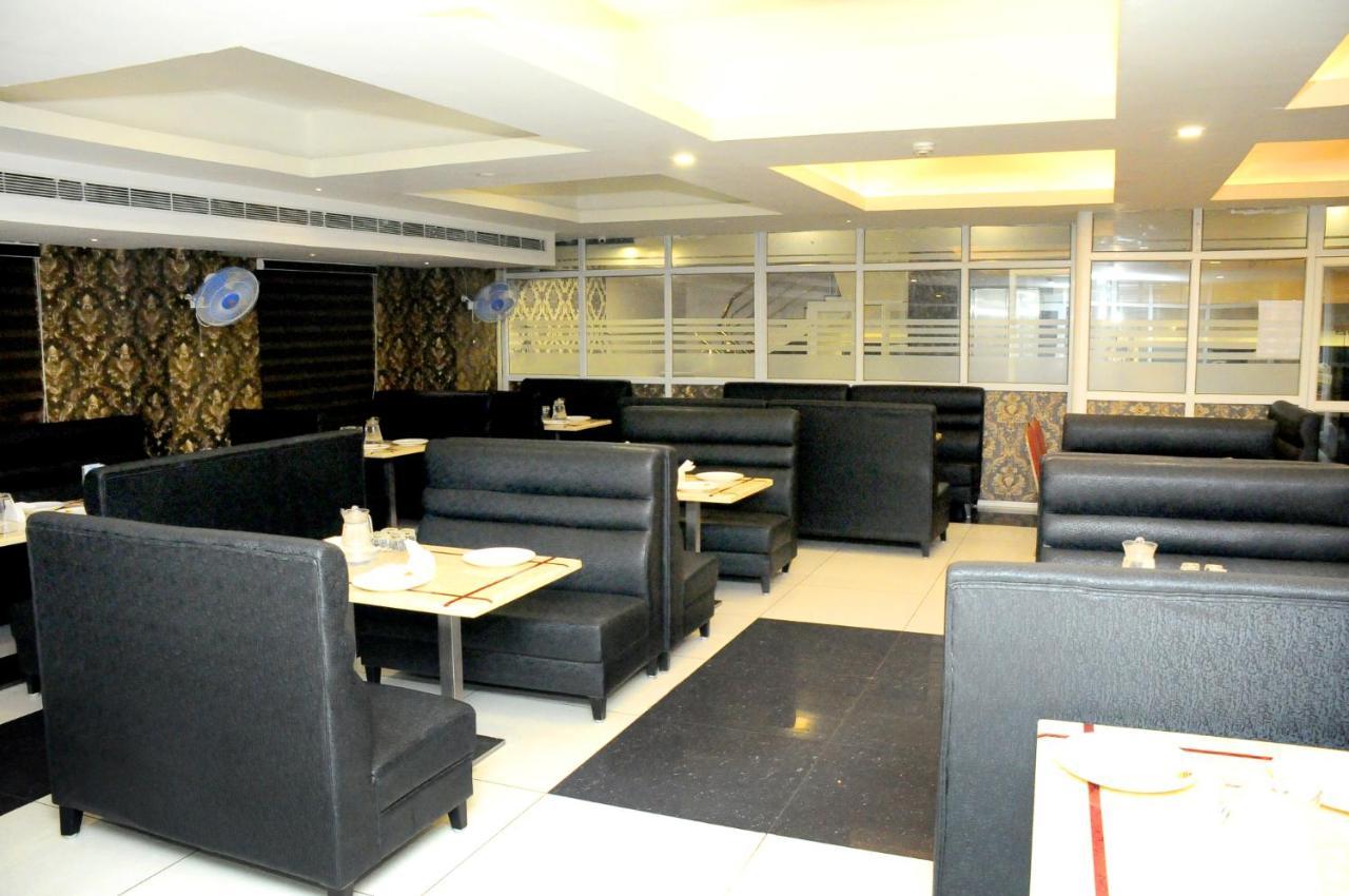 Hotel Rathna Park Perambalur Exteriör bild